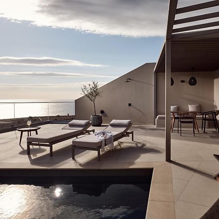 Yoma Cove Suites Volimes Bagian luar foto