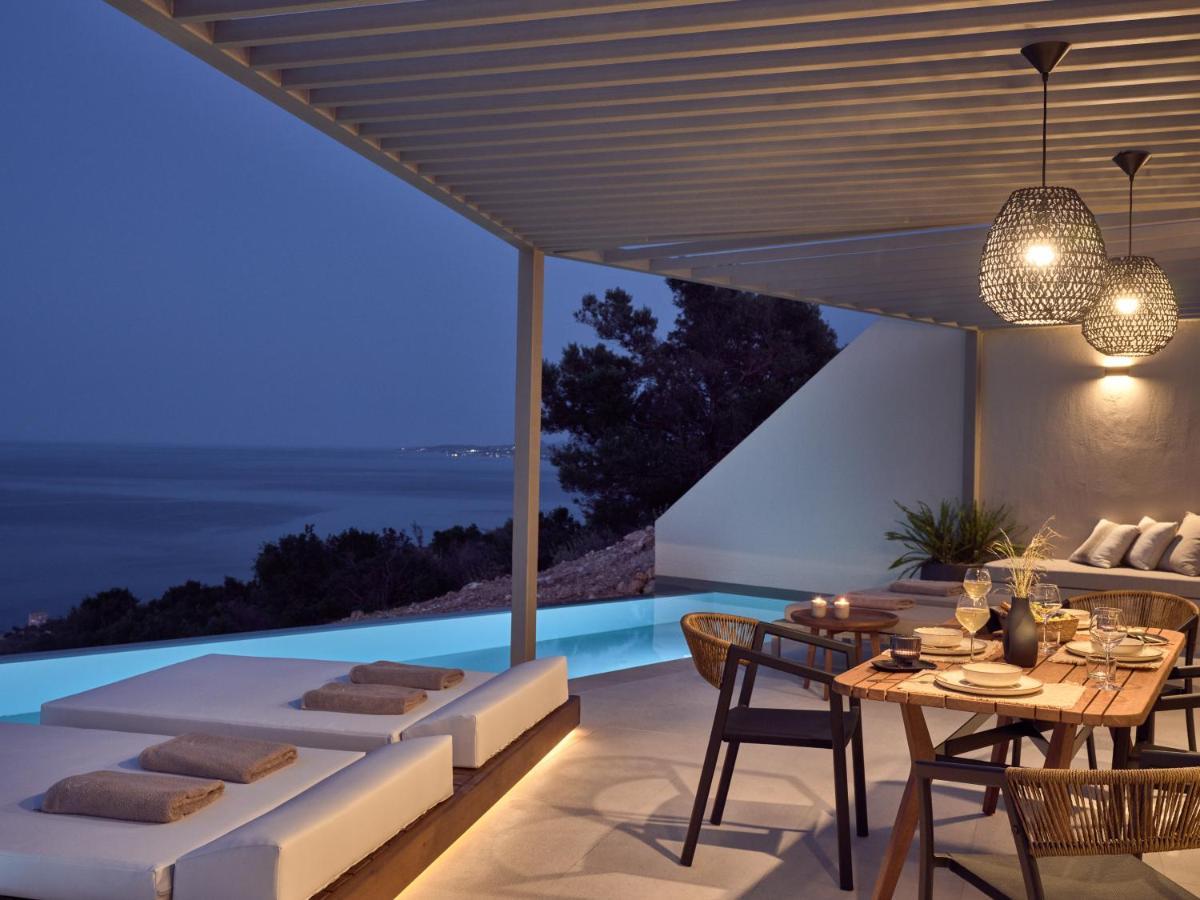 Yoma Cove Suites Volimes Bagian luar foto