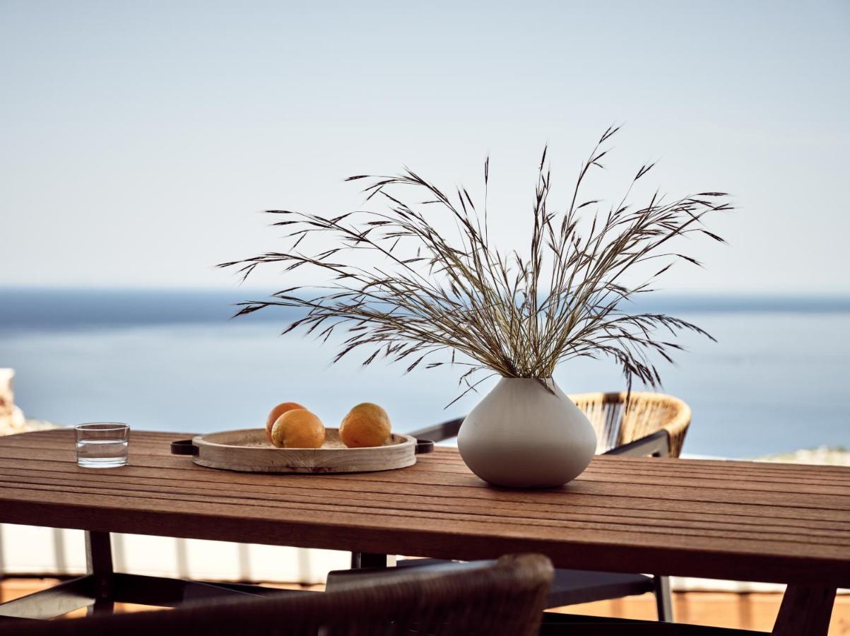 Yoma Cove Suites Volimes Bagian luar foto