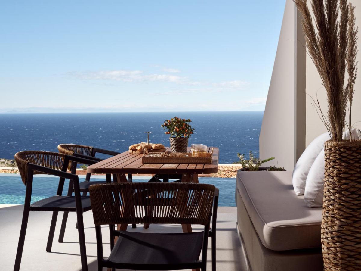 Yoma Cove Suites Volimes Bagian luar foto