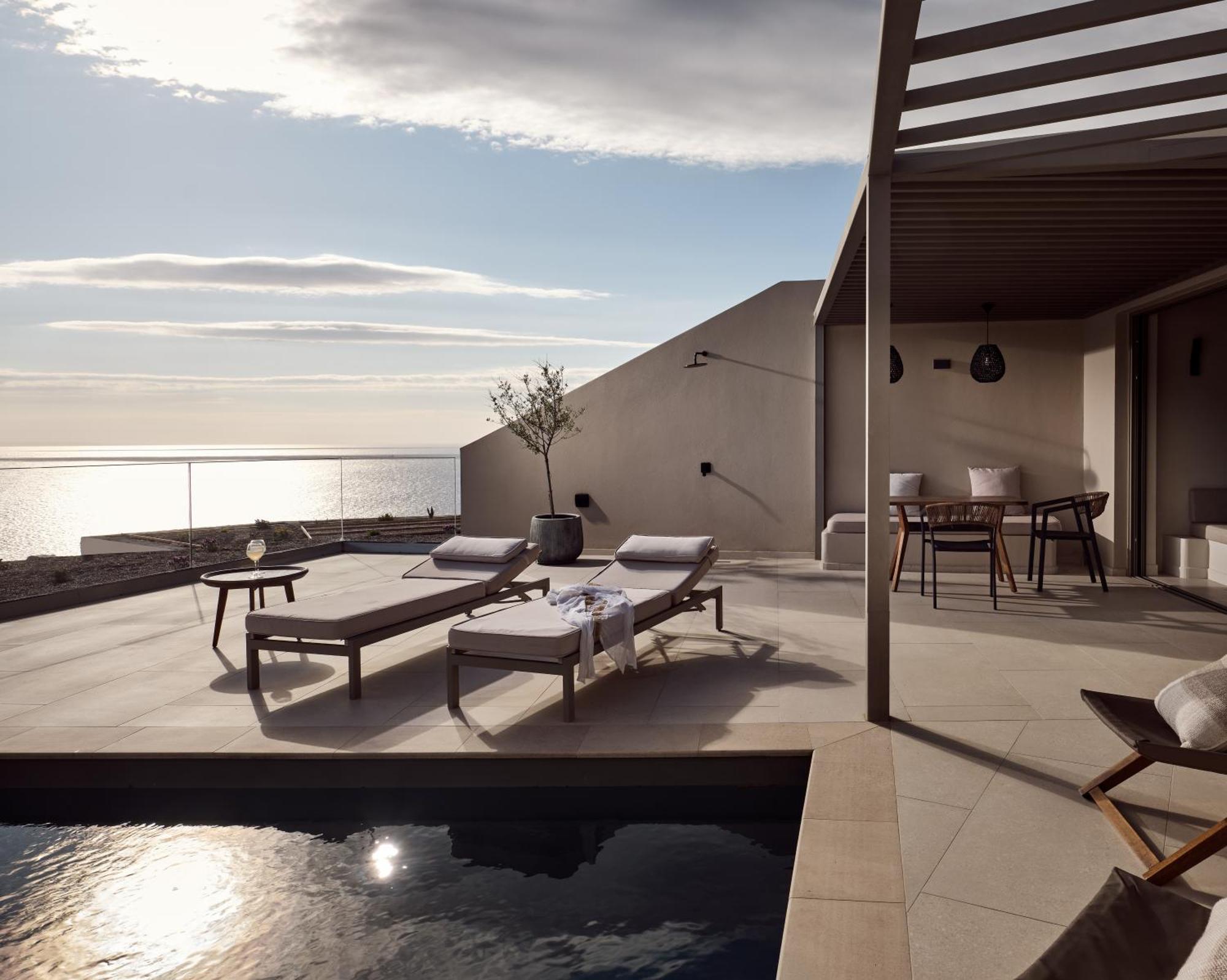 Yoma Cove Suites Volimes Bagian luar foto