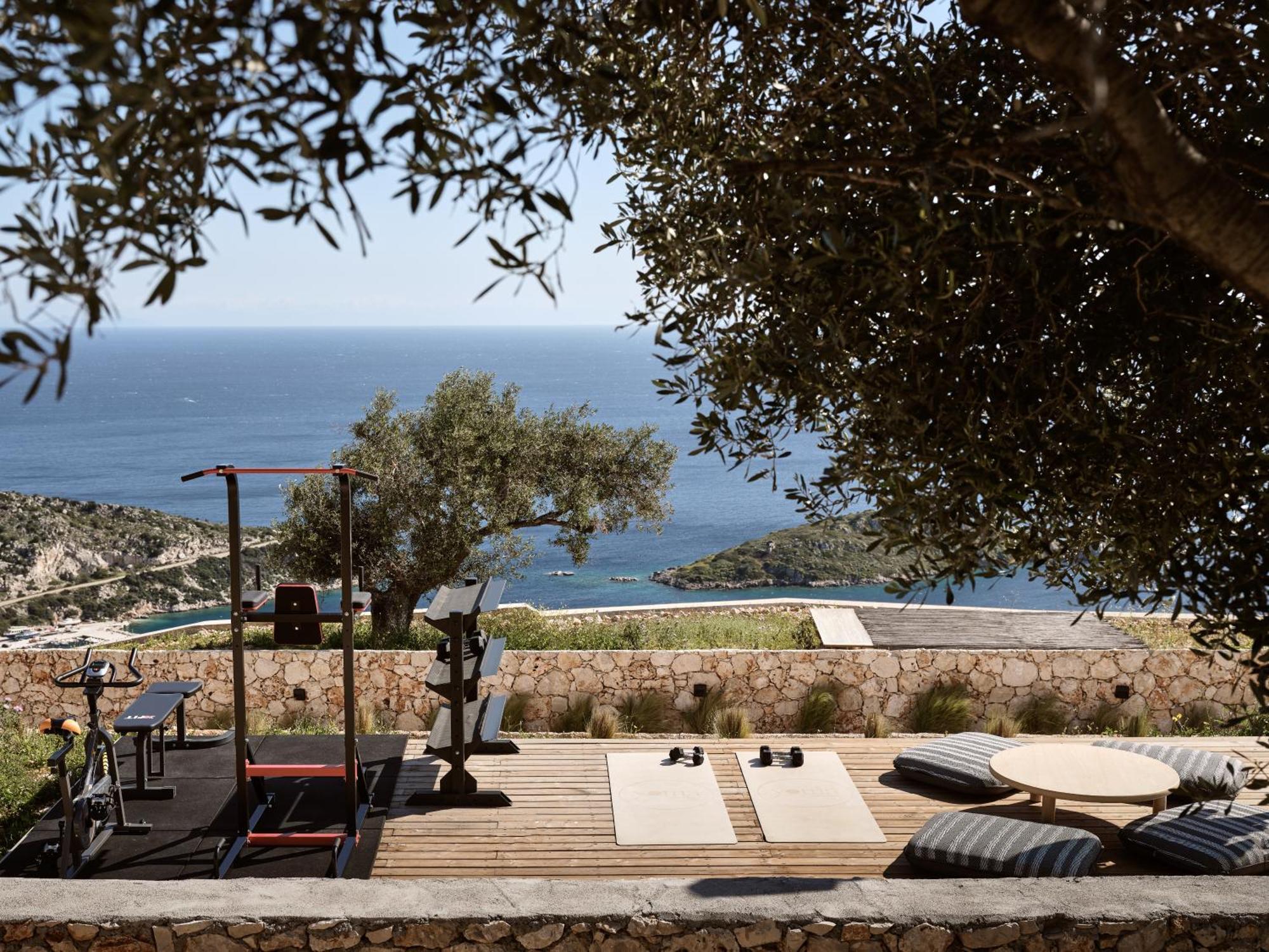 Yoma Cove Suites Volimes Bagian luar foto